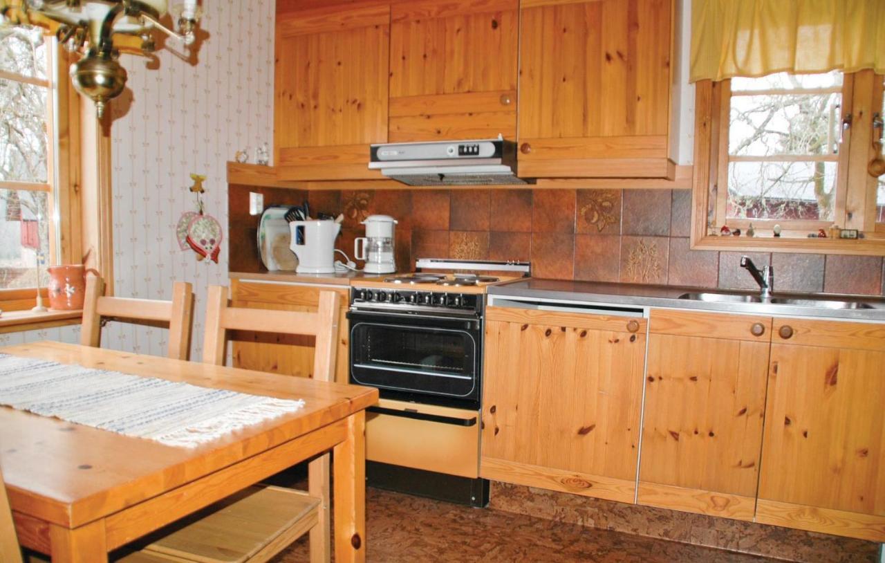 Cozy Home In Uddevalla With Wifi Haljebol Exterior photo